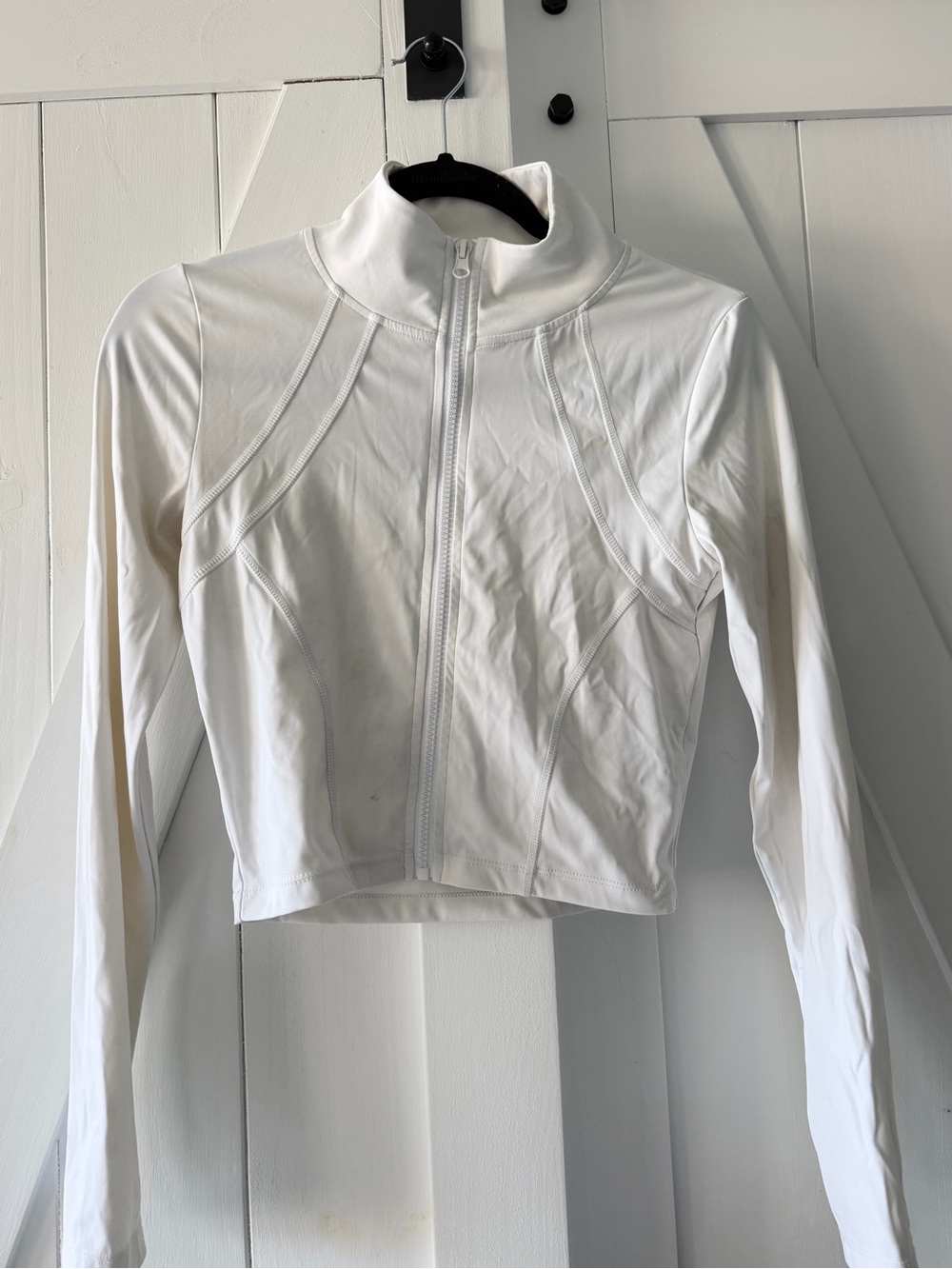 Forever 21 White Cropped Zip Up Athletic Jacket Long Sleeve Size M